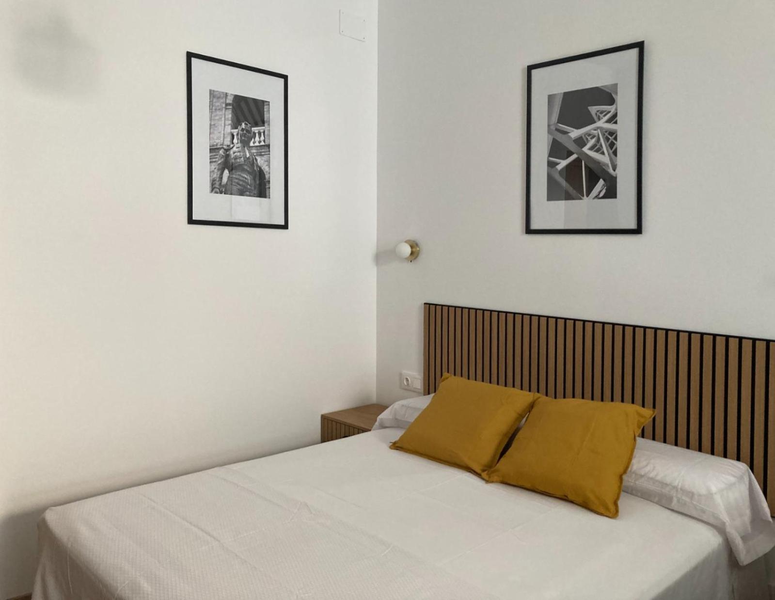 Dormavalencia Cronica Apartment Exterior photo